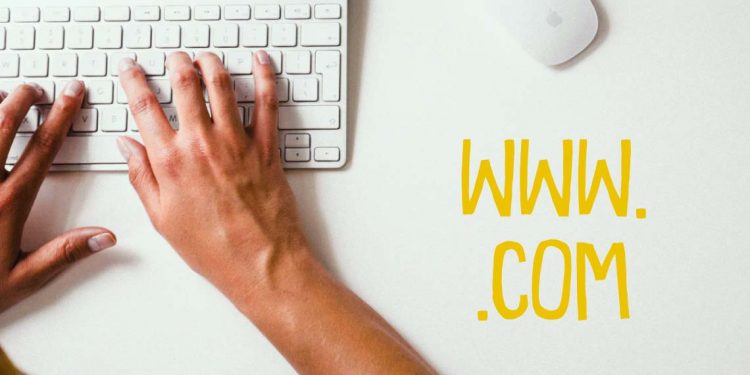 elegir dominio y hosting